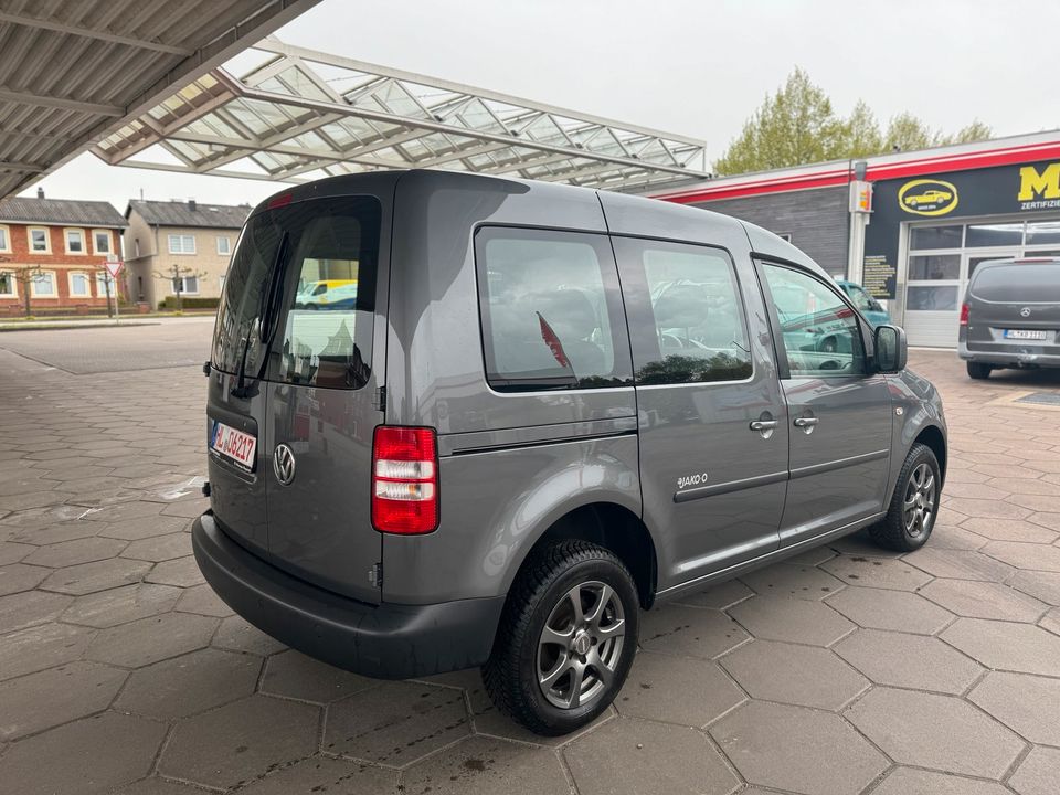 Volkswagen Caddy 2.0 TDI 4Motion in Lübeck