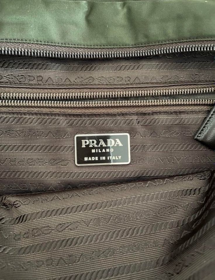 Prada Tragetasche Nylon Totebag in Pforzheim