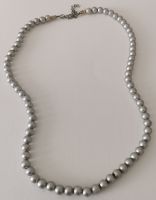 graue Perlenkette 85 cm Frankfurt am Main - Nordend Vorschau