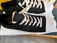 GUESS  SCHUHE GR. 43 Frankfurt am Main - Bockenheim Vorschau
