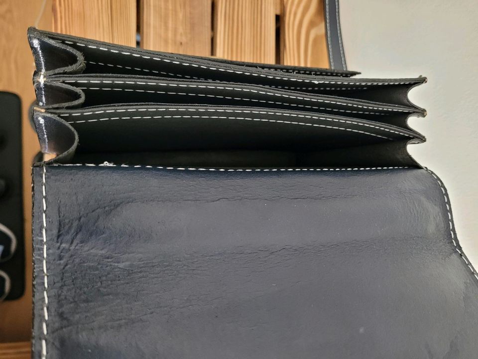 Handtasche, klassisch, dunkelblau in Ratingen