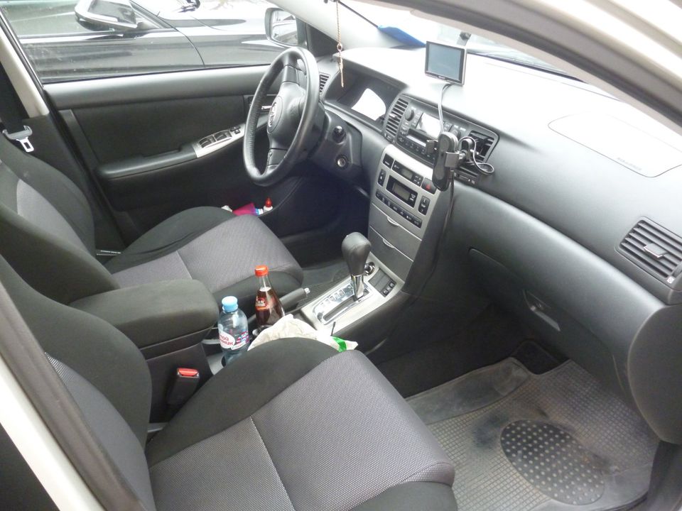 Toyota Corolla 1.6 Benzin Automatik. in Pfarrkirchen