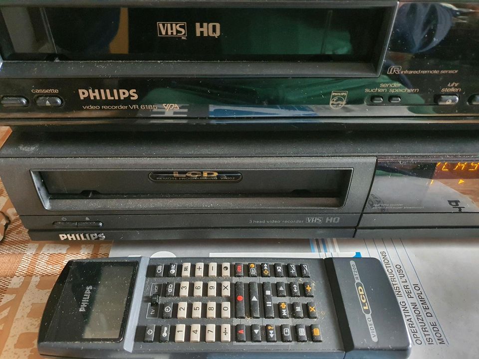 Philips VR 302/02 &VR 6185/02 Videorecorder in Langenhagen