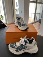 Louis Vuitton Run 55 Sneaker denim blau weiß Damen 37 OVP Bielefeld - Bielefeld (Innenstadt) Vorschau