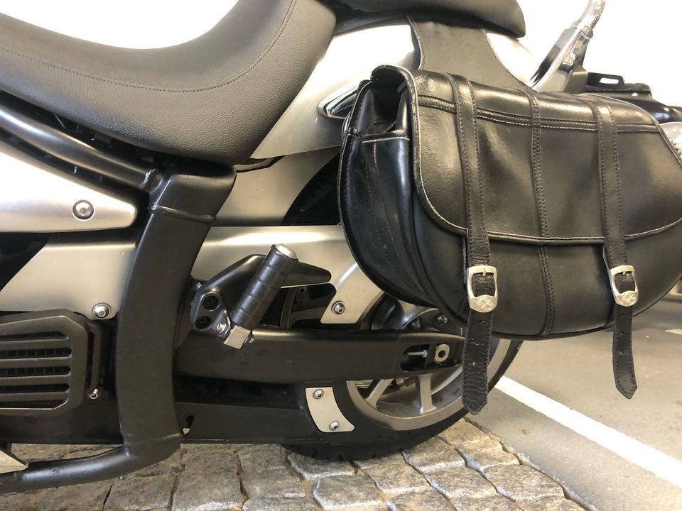 Yamaha XVS 1300 A, SCHÖNER ZUSTAND, TÜV neu in Malchin