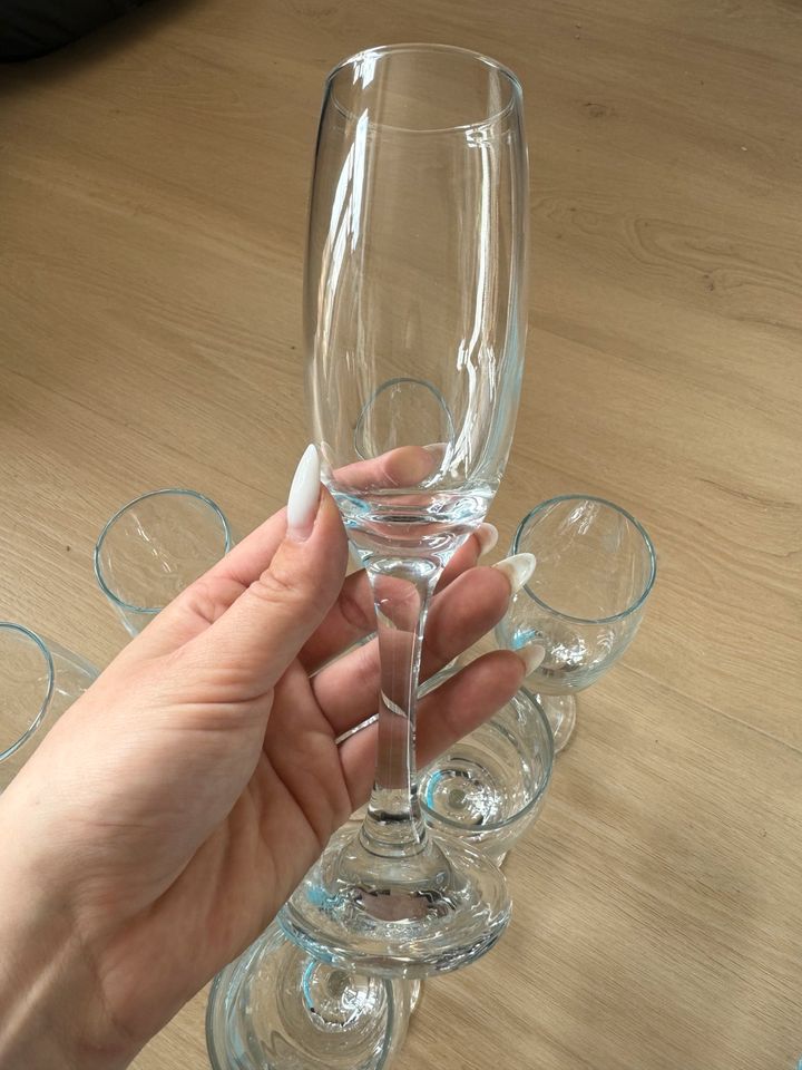 Sekt Gläser in Senden