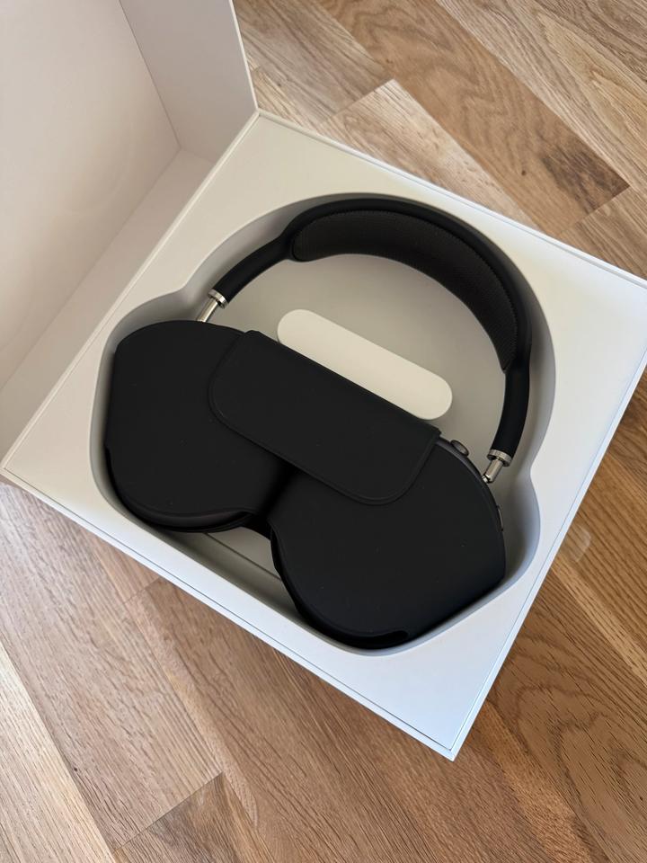 AirPods Max - Space Grey in Dresden