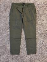 Comma Chino Hose Gr. 44 oliv grün Nordrhein-Westfalen - Petershagen Vorschau