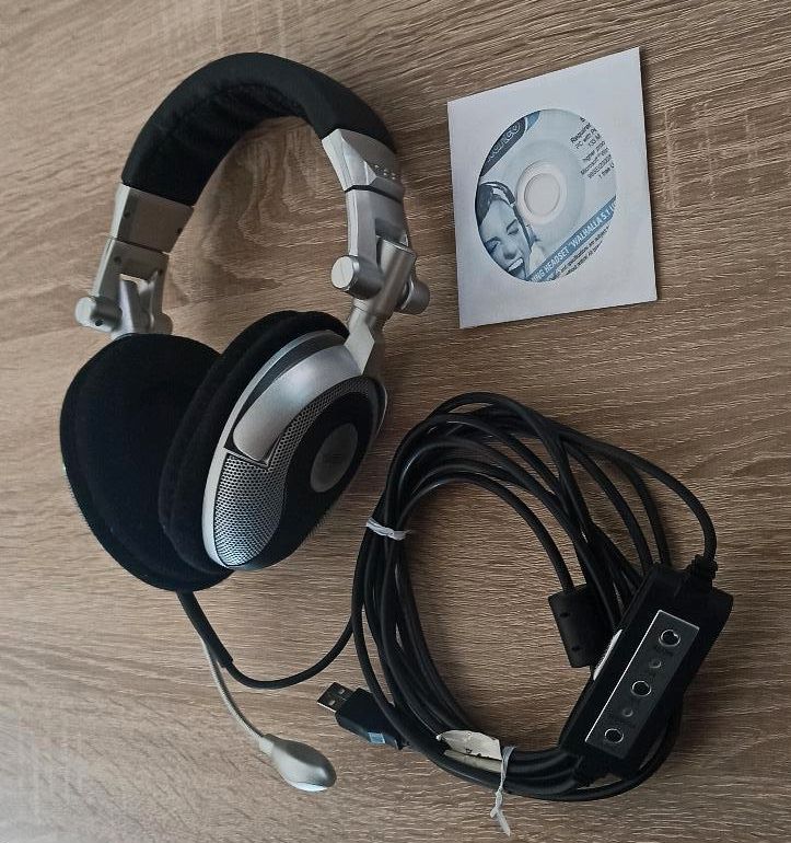 Vivaco Gaming Headset Wallhalla 5.1 USB mit Treiber CD, NEU & OVP in Oberwiesen