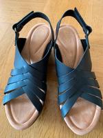 Clarks Elleri Grace Keilsandalette schwarz, Gr. 38 Stuttgart - Bad Cannstatt Vorschau