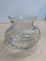 Glas Vase klein gedreht 10,5cm hoch Hannover - Linden-Limmer Vorschau