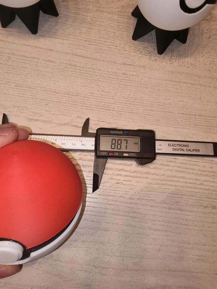 Pokebälle/Pokeball/Superball/Hyperball/Meisterball/Pokémon/3D in Waxweiler