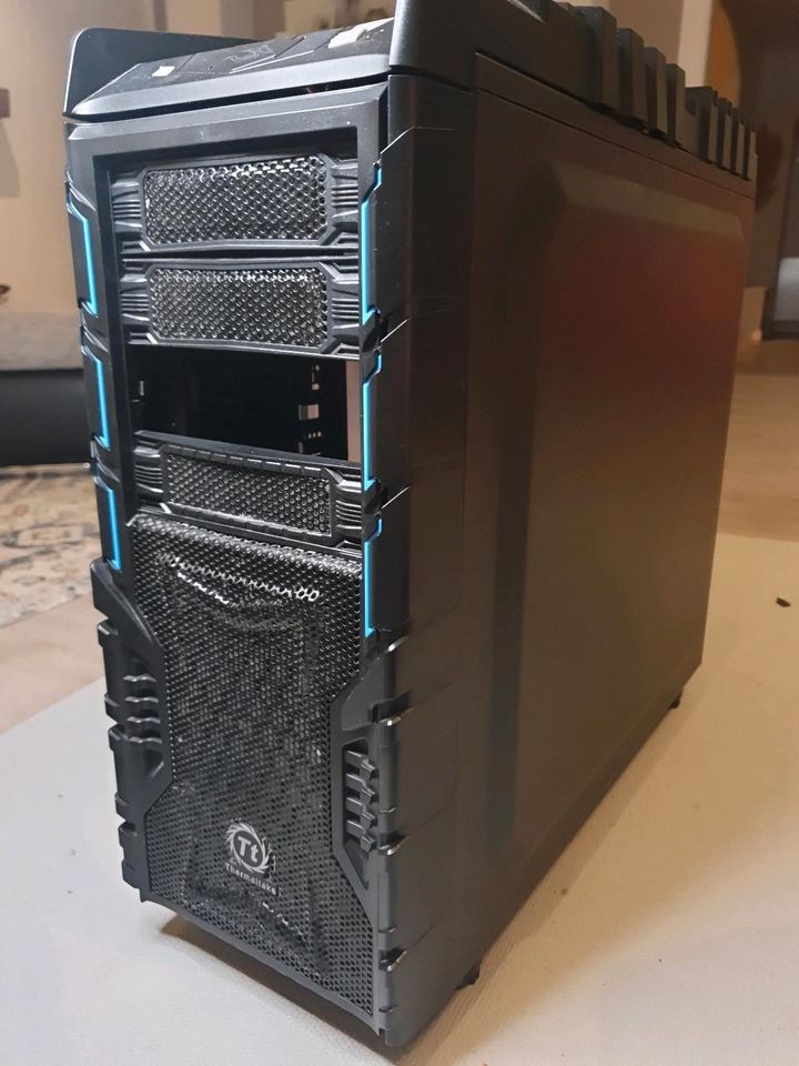 Thermaltake RX 1 Gehäuse in Schloß Holte-Stukenbrock