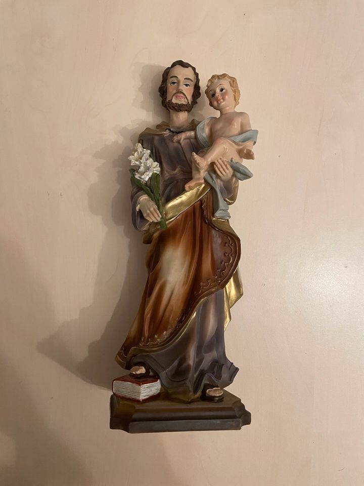 Heiliger Josef mit Lilie und Jesus Figur 30 cm in Steinhagen