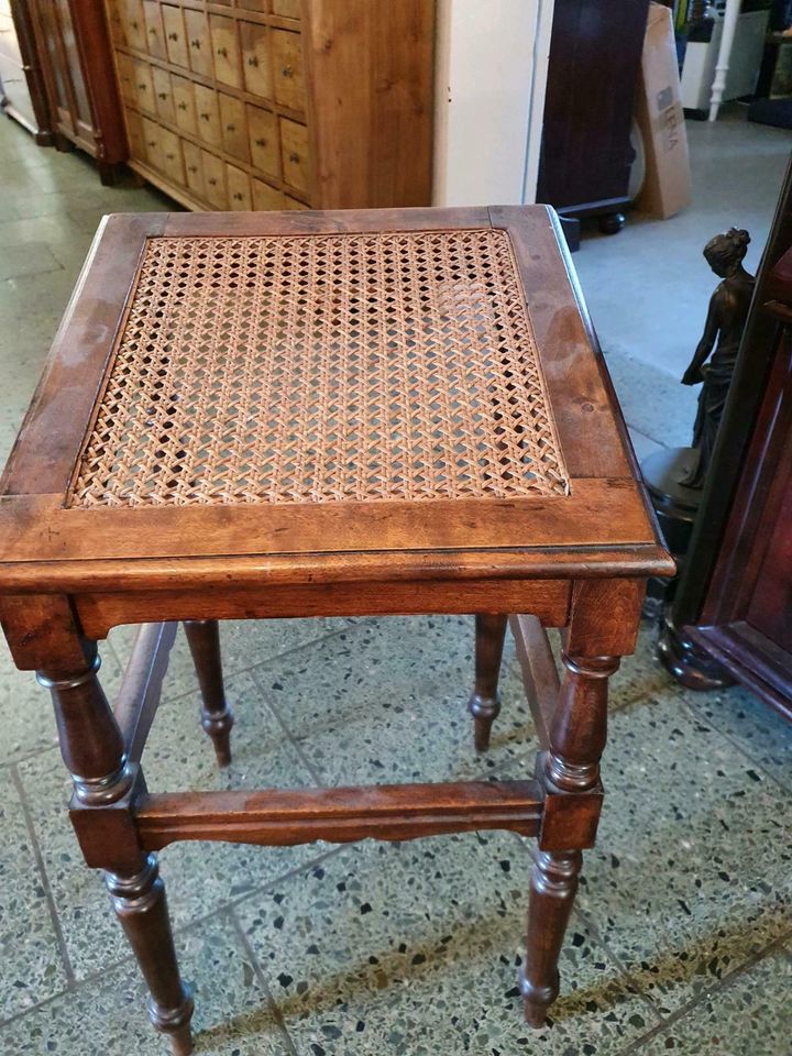 Harmonium Hocker , ca. 1850, Birke, Nussbaum gebeizt! in Hohenlockstedt