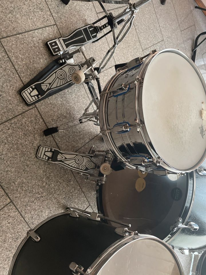 Drumset Schlagzeug Basix in Homburg