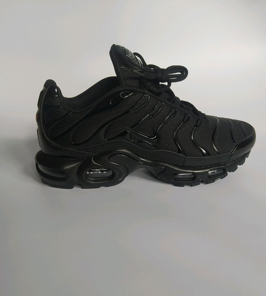 Schwarze Nike air max TN in Mönchengladbach