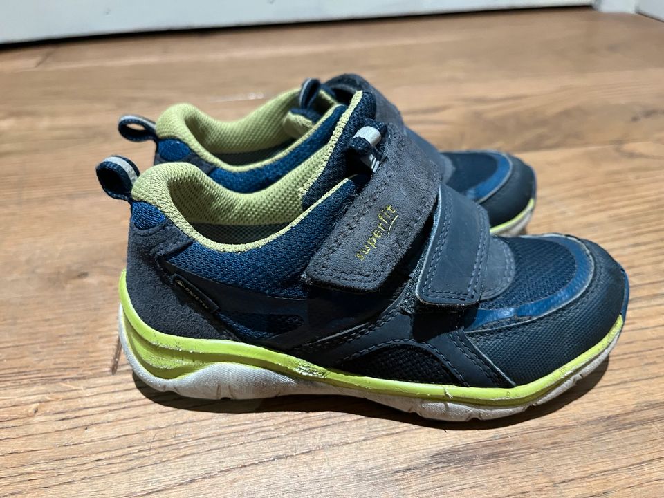 Kinder Schuhe/ Sneakers/ Turnschuhe Superfit Gr.28 in Berlin