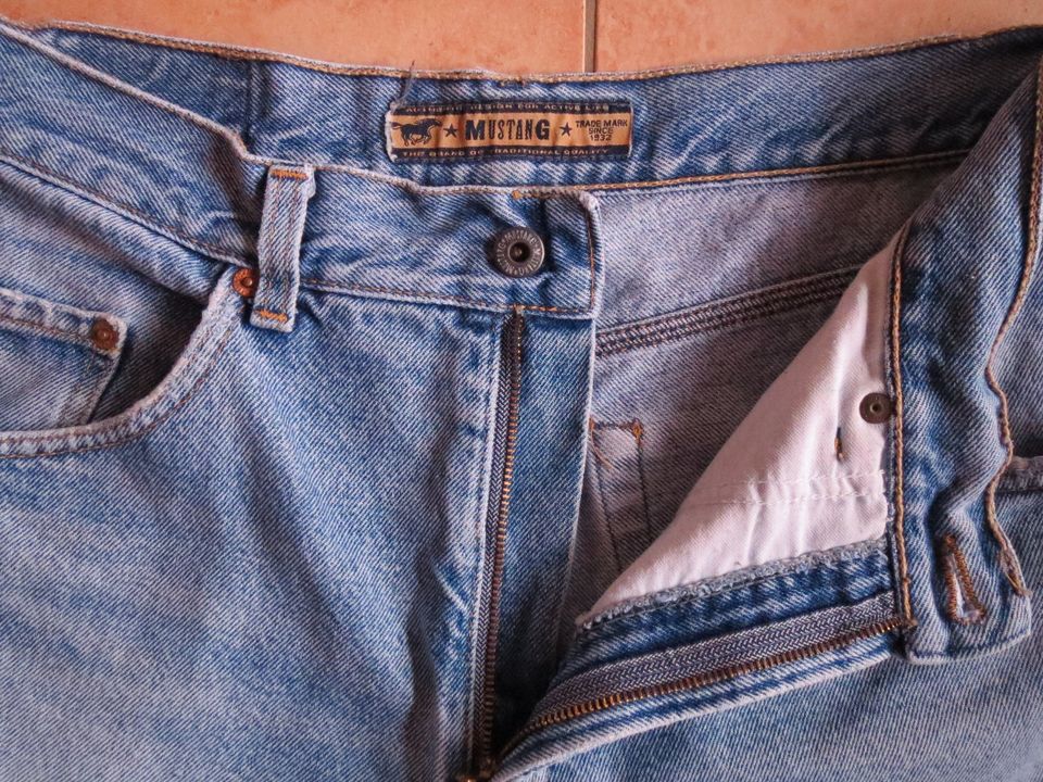 MUSTANG Jeans Herren W33 L30 in Rheinland-Pfalz - Ludwigshafen | eBay  Kleinanzeigen ist jetzt Kleinanzeigen