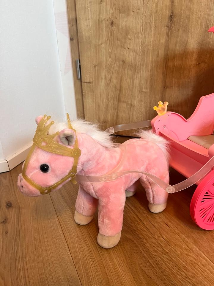 Baby Annabell Little Sweet Kutsche und Pony und Prinzessin in Hinte