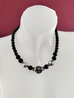 Perlenkette schwarz black Kugeln Glitzer Silber Halskette Beads Baden-Württemberg - Schwieberdingen Vorschau