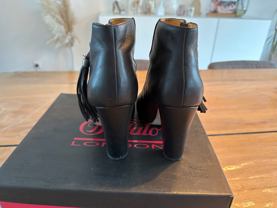 Schwarze Leder Stiefel Ankle-Boots von Buffalo Größe 39 in Aachen