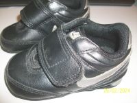 1 Paar Nike Baby Schuhe - sehr schön - auch für Deko Rheinland-Pfalz - Saulheim Vorschau