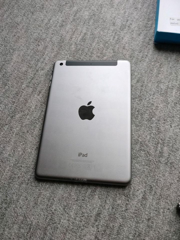 Ipad mini 3 64gb,wifi,sim in Leisnig