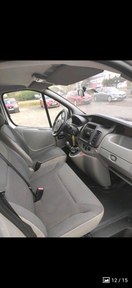 Opel Vivaro 2013, 2.0 CDTI, Lang Version, 9 Sitze in Veilsdorf