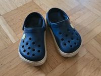 Crocs dunkelblau Niedersachsen - Schwülper Vorschau