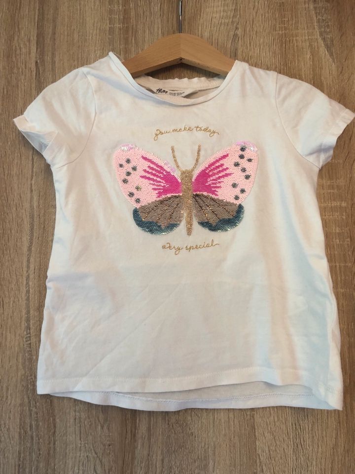 T-Shirt Weiß mit Schmetterling Pailletten 104 H&M in Winterspelt