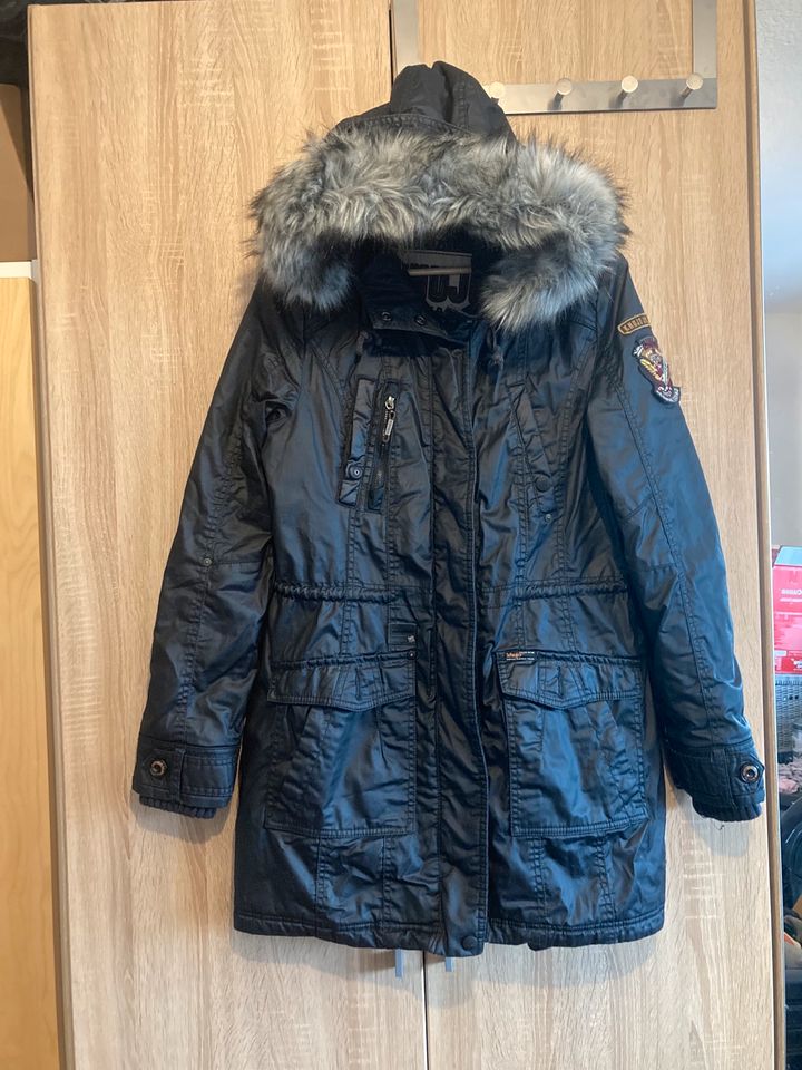 Schwarzer Parka von Khujo Größe L in Gelsenkirchen