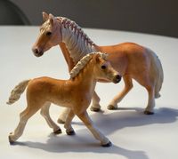 Schleich Haflinger Stute und Fohlen Sachsen - Limbach-Oberfrohna Vorschau