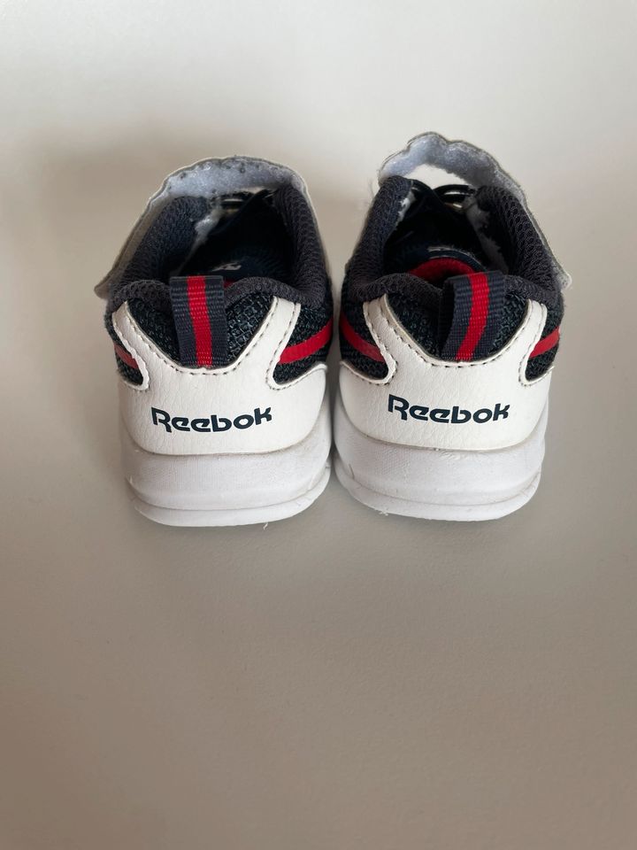 Kinder Sneaker Reebok 21 in Bielefeld