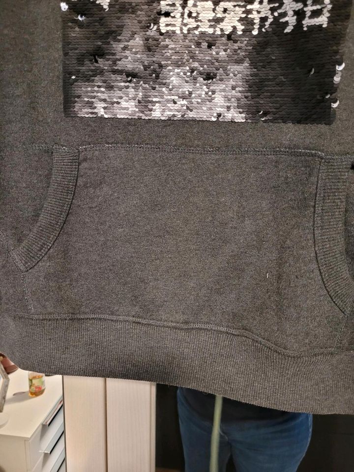 Superdry Sweatshirt/Hoodie Damen gr. 44 neuwertig mit Pailletten in Neumünster