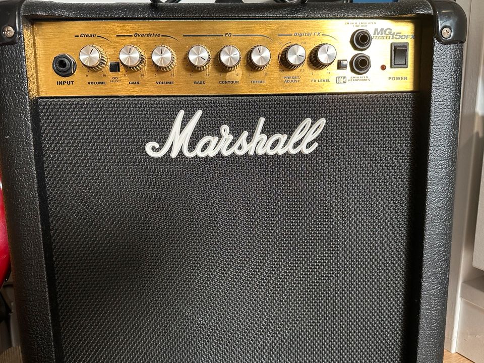 Epiphone Les Paul Special 2 E-Gitarre mit Marshall Verstärker in Leuterod