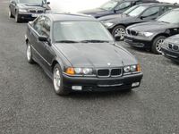 BMW/E36/325td/Limousine/Schaltgetriebe/diamantschwarz Hessen - Edertal Vorschau