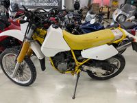 Suzuki DR 350 S SK42B Tank Sitzbank Auspuff Motor Räder CDI Hannover - Misburg-Anderten Vorschau