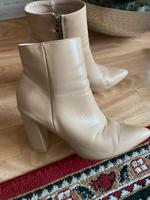 Highheel Stiefeletten 42 Nordrhein-Westfalen - Mülheim (Ruhr) Vorschau