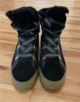 Winterschuhe Plateau Boots Fell Größe 39 schwarz H&M Saarland - Neunkirchen Vorschau