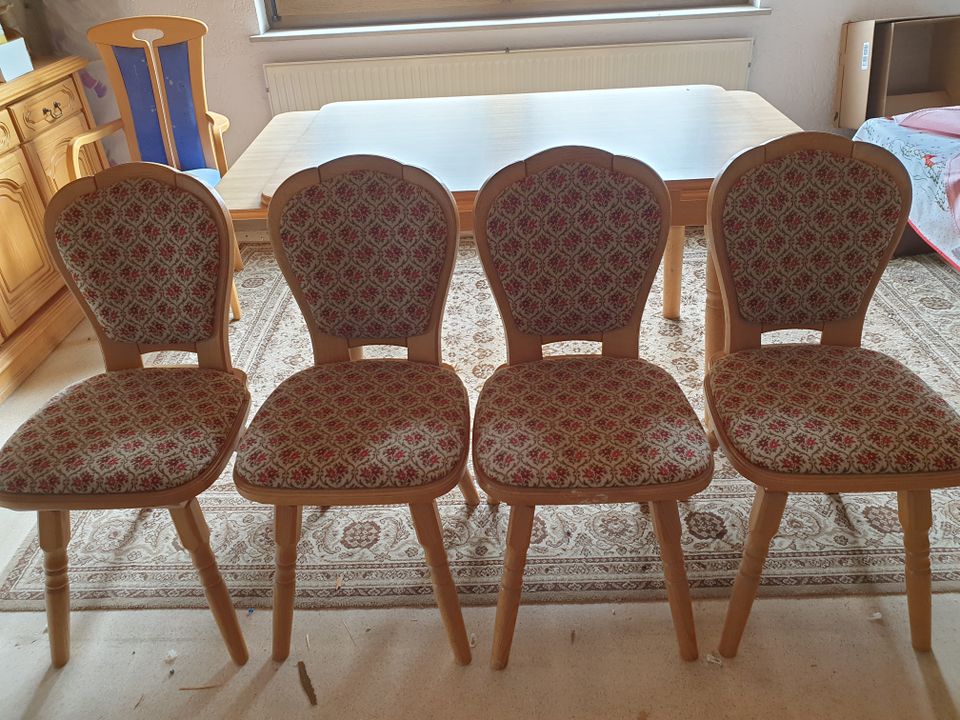 Esstisch Vollholz ausziehbar mit Stühlen in Regensburg
