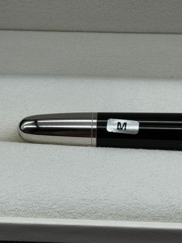 Montblanc Meisterstück Doue Geometry Füller classique 145 in Kassel