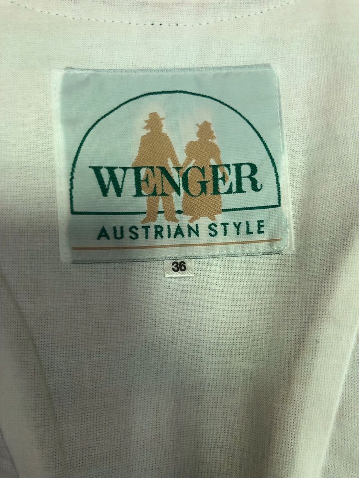 Langes Dirndl Wenger Austrian Style rot grün in Rimsting