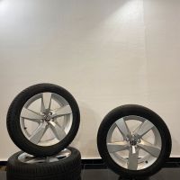 Orginale 17 Zoll VW T-Cross Alufelgen 205/55R17 Winterreifen Nordrhein-Westfalen - Remscheid Vorschau