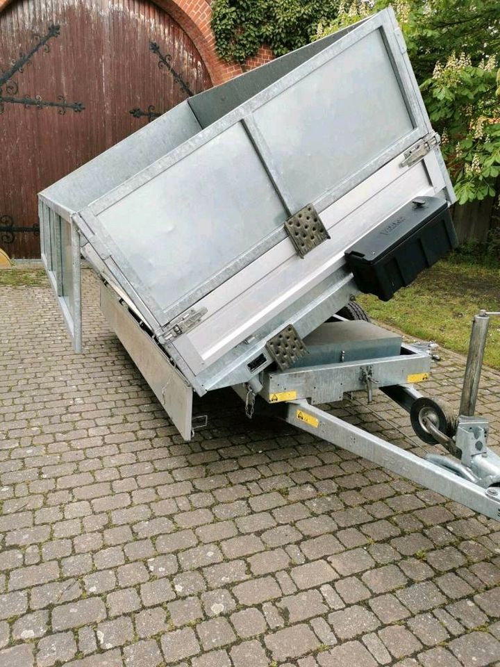 Anhänger Trailer Autotransporter Kipper Plane mieten leihen in Everingen