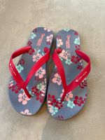 Sandalen Badeschuhe Flipflops Ipanema Gr. 32/33 Nordrhein-Westfalen - Paderborn Vorschau