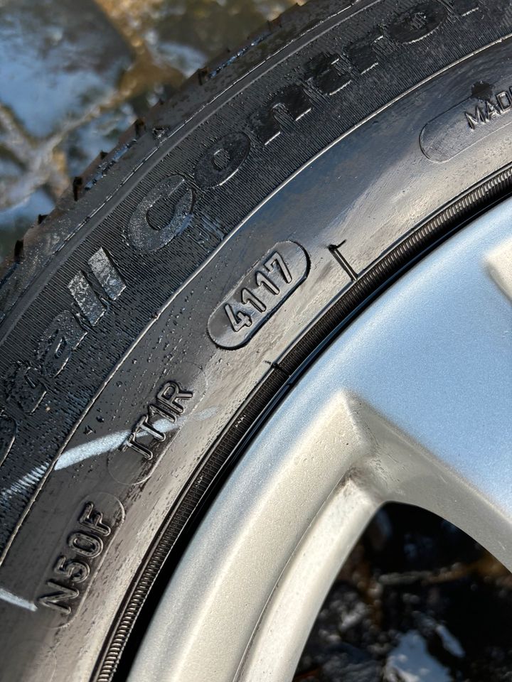 Originale Mercedes Komplett Räder Winter, 205/55 R16 in Wettenberg