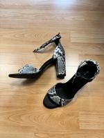 High Heels/Rimchen Pumps/ Bugatti Gr 40. NEU!! Buchholz-Kleefeld - Hannover Groß Buchholz Vorschau