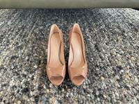 GUESS, High Heels, Gr. 41, Pums, Schuhe Kr. Dachau - Odelzhausen Vorschau