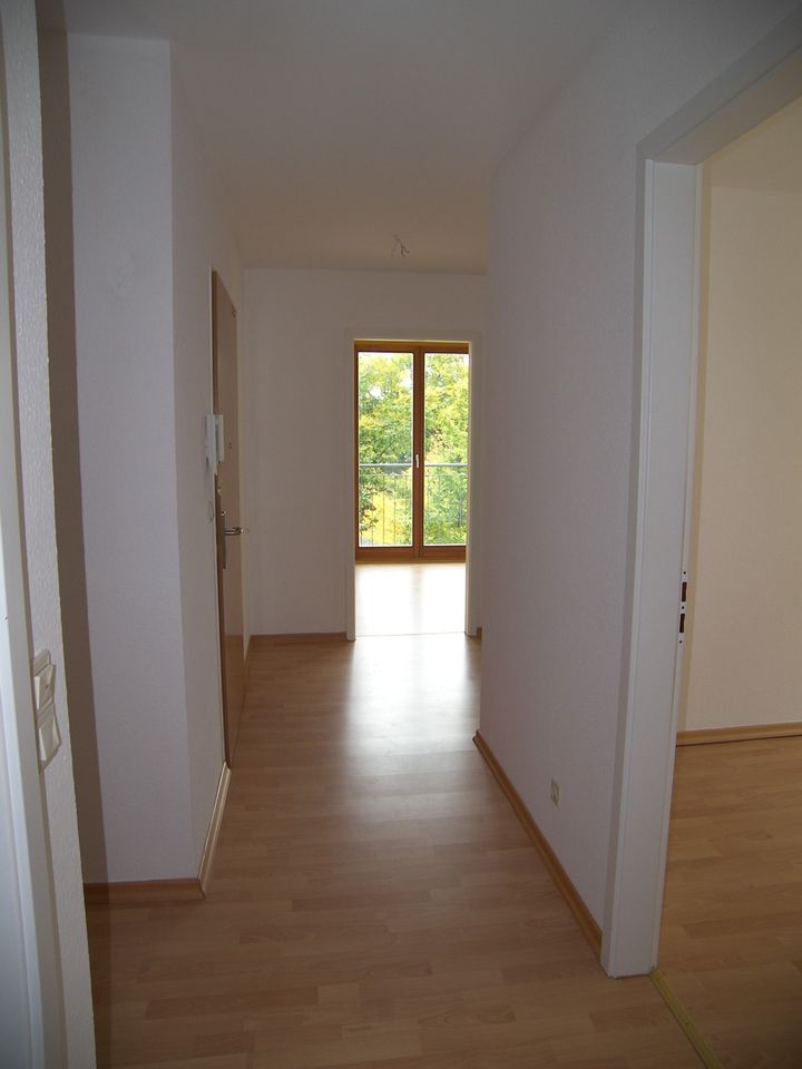 Bitte keine weiteren Anfragen - Nachmieter für 4-Zimmer-Wohnung in Frankfurt (Oder)